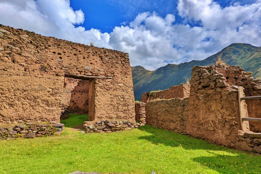 1-day pumamarca to ollantaytambo trek