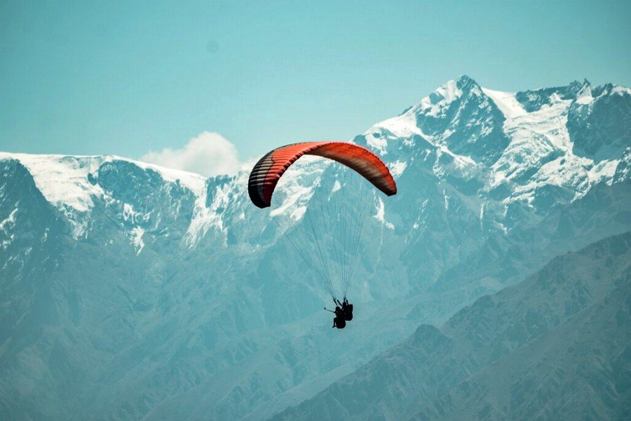 1-Day Sacred Valley Paragliding Tour